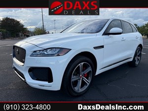 Picture of a 2017 JAGUAR F-PACE S
