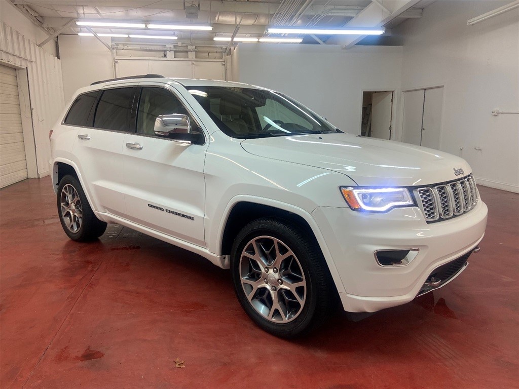 2021 Jeep Grand Cherokee Overland photo 3