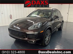 Picture of a 2018 PORSCHE CAYENNE