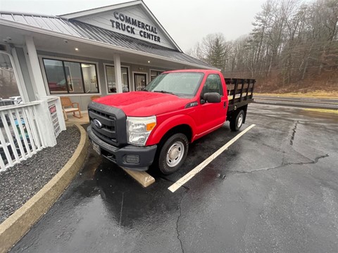 2015 FORD F250 STAKEBED