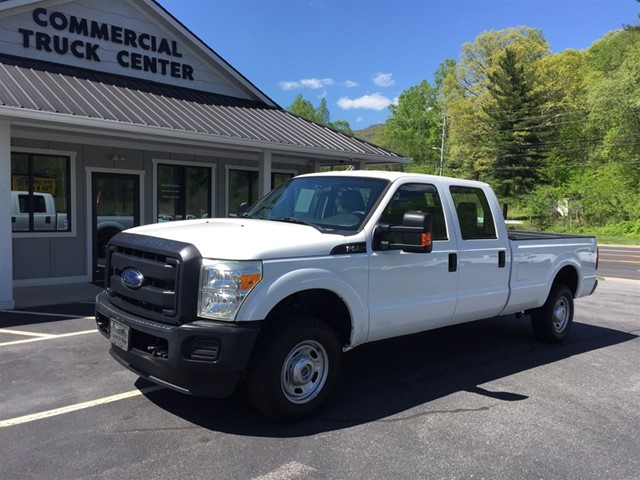 FORD F250 4WD CREW CAB in 