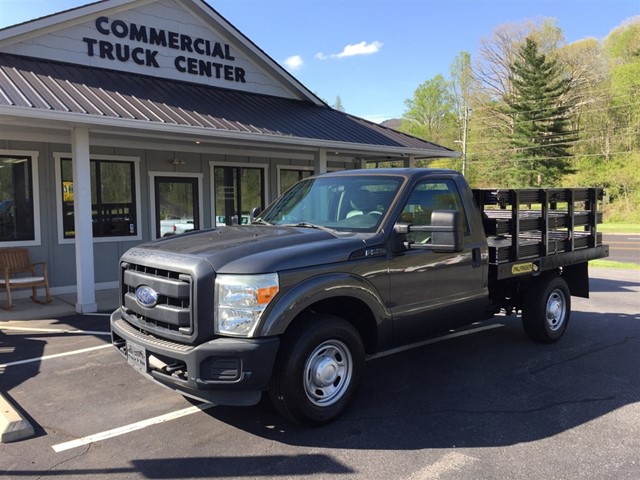 FORD F250 8' STAKEBED in 