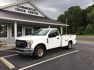 2017 FORD F250 UTILITY TRUCK W/ LIFTGATE for sale by dealer