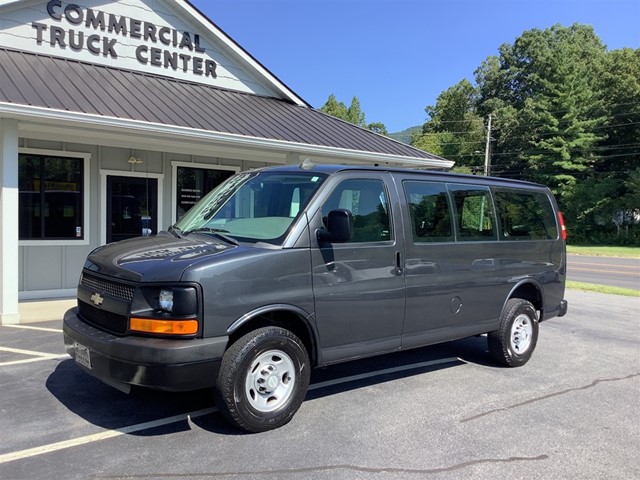 CHEVROLET EXPRESS G2500 WINDOW CARGO in 