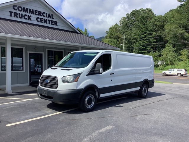 FORD TRANSIT 350 EXTENDED w/ LIFTGATE in 