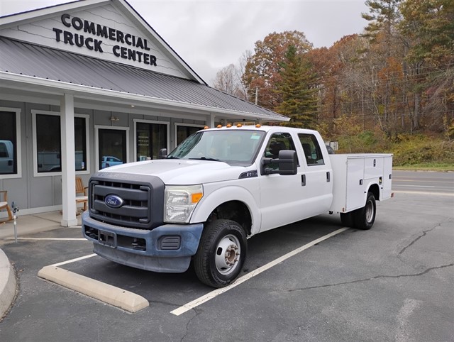 FORD F350 CREW CAB UTILITY in 