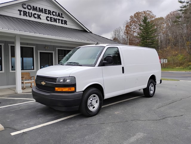 CHEVROLET EXPRESS G2500 CARGO in 