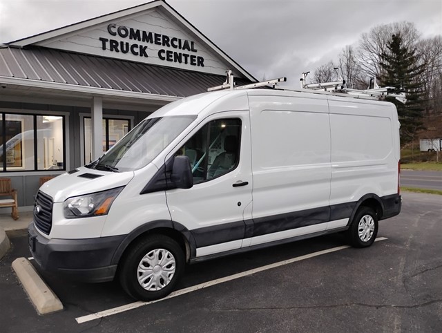 FORD TRANSIT 250 MID ROOF CARGO in 