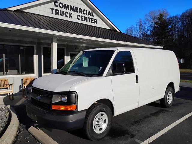 CHEVROLET EXPRESS G2500 CARGO in 