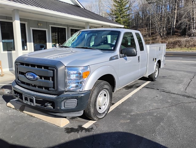 FORD F250 SUPERCAB UTILITY in 