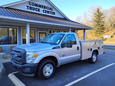 2015 FORD F250 SERVICE BODY