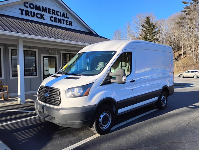 FORD TRANSIT 250 MID ROOF CARGO in 