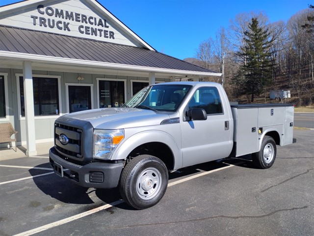 FORD F250 4WD SERVICE TRUCK in 