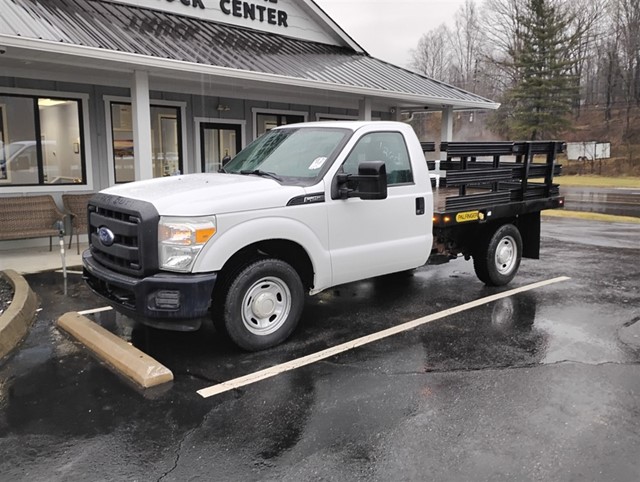 FORD F250 8' STAKEBED in 