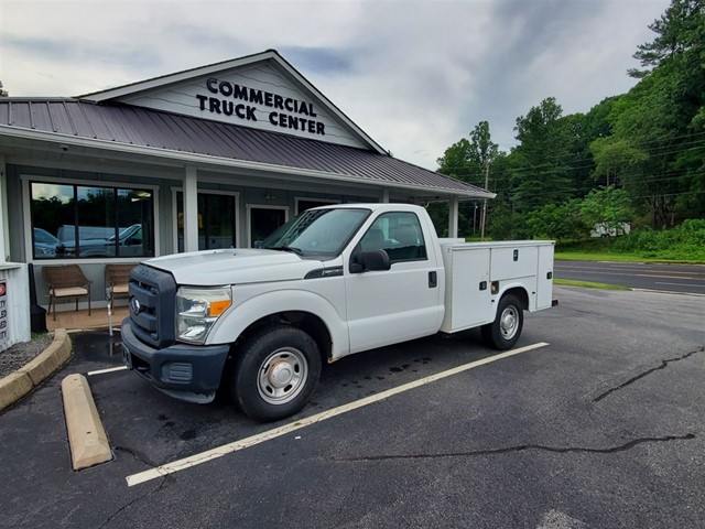 FORD F250 UTILITY TRUCK in 