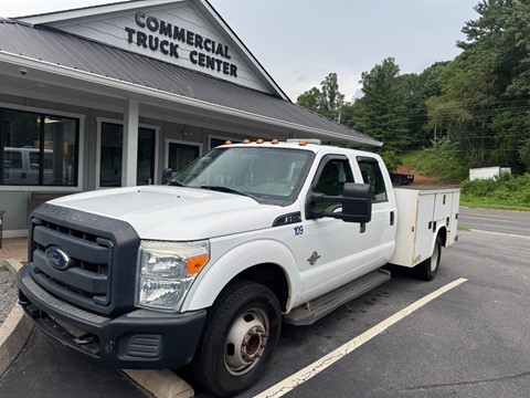2016 FORD F350 CREW CAB UTILITY TRUCK