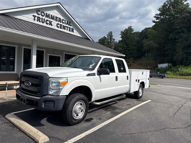 FORD F250 4WD CREW CAB UTILITY in 