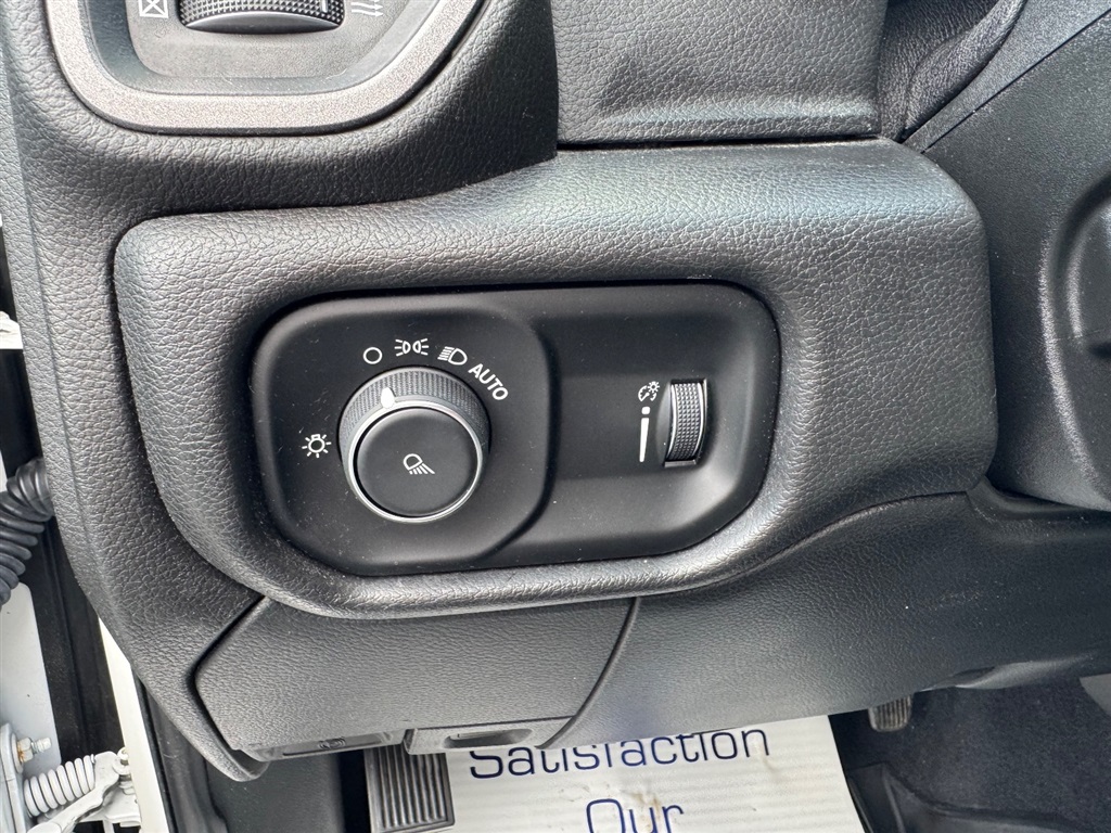 2022 Ram 2500 photo 21