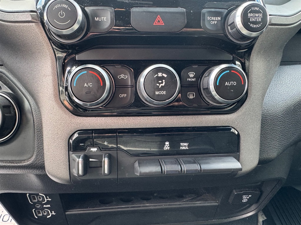 2022 Ram 2500 photo 27