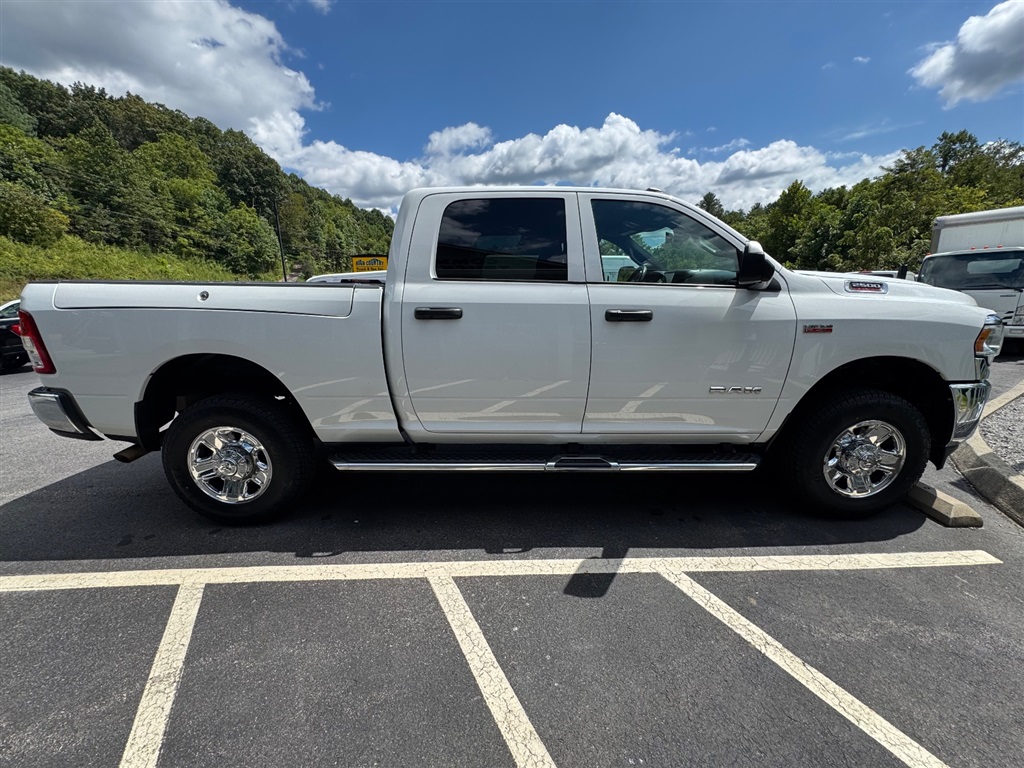 2022 Ram 2500 photo 6