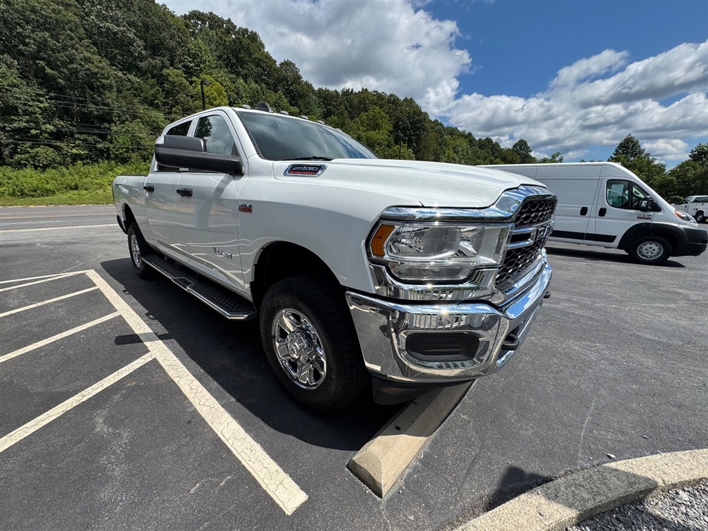 2022 Ram 2500 photo 7