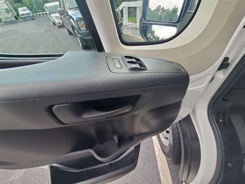 2021 Ram 2500 photo 12