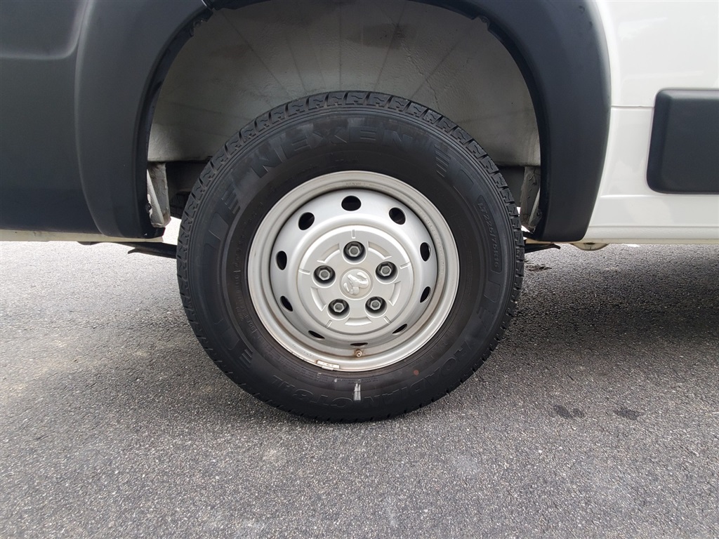 2021 Ram 2500 photo 31