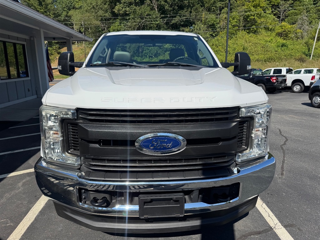 2018 Ford F-250 photo 8