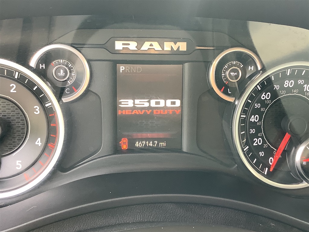 2023 Ram 3500 photo 11