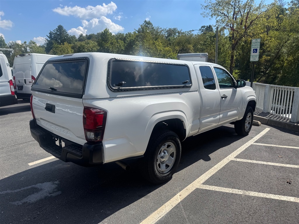 2019 Toyota Tacoma Access Cab photo 5