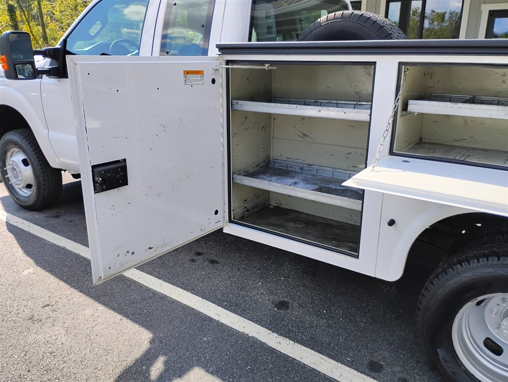 2016 Ford F-350 photo 8