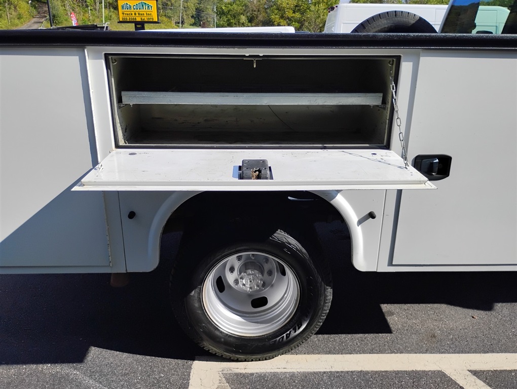 2016 Ford F-350 photo 13