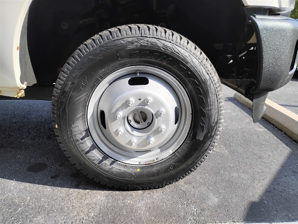 2016 Ford F-350 photo 32