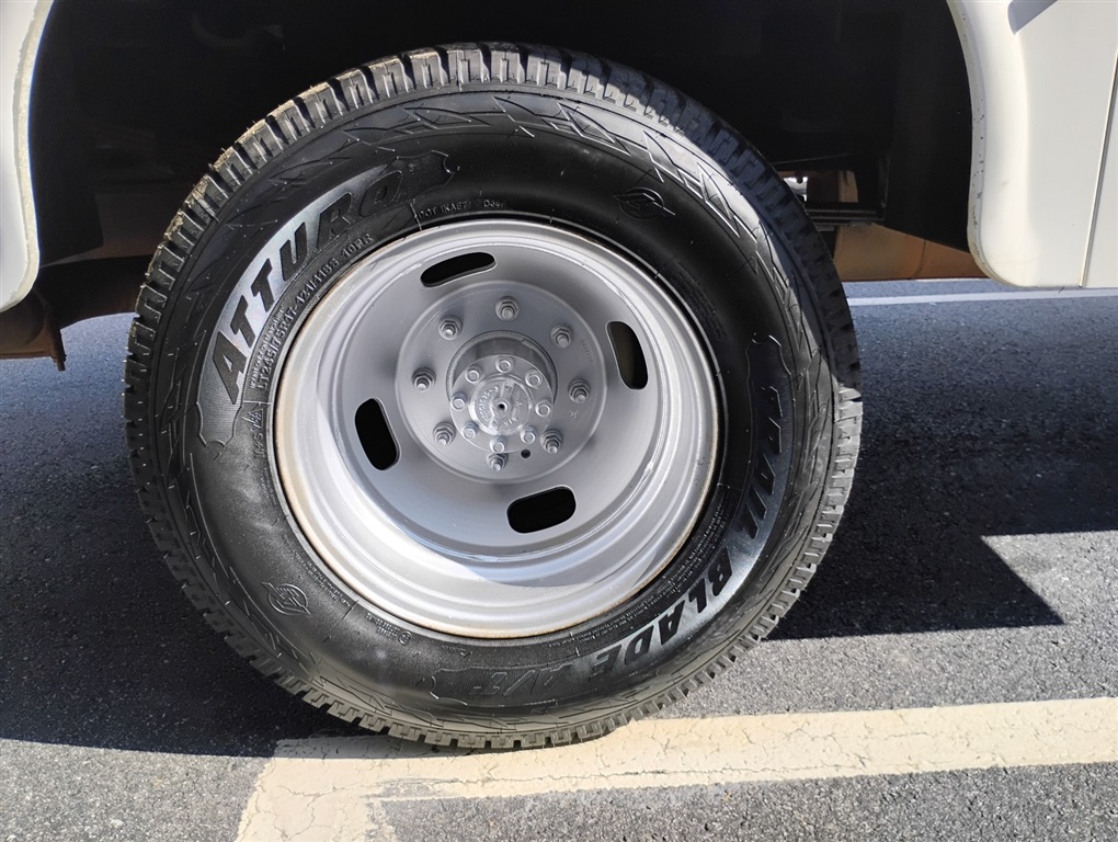 2016 Ford F-350 photo 35