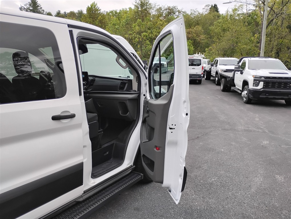 2020 Ford Transit Passenger photo 11