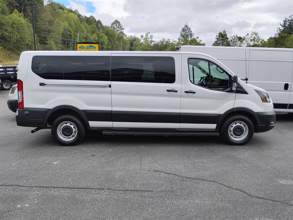 2020 Ford Transit Passenger photo 5