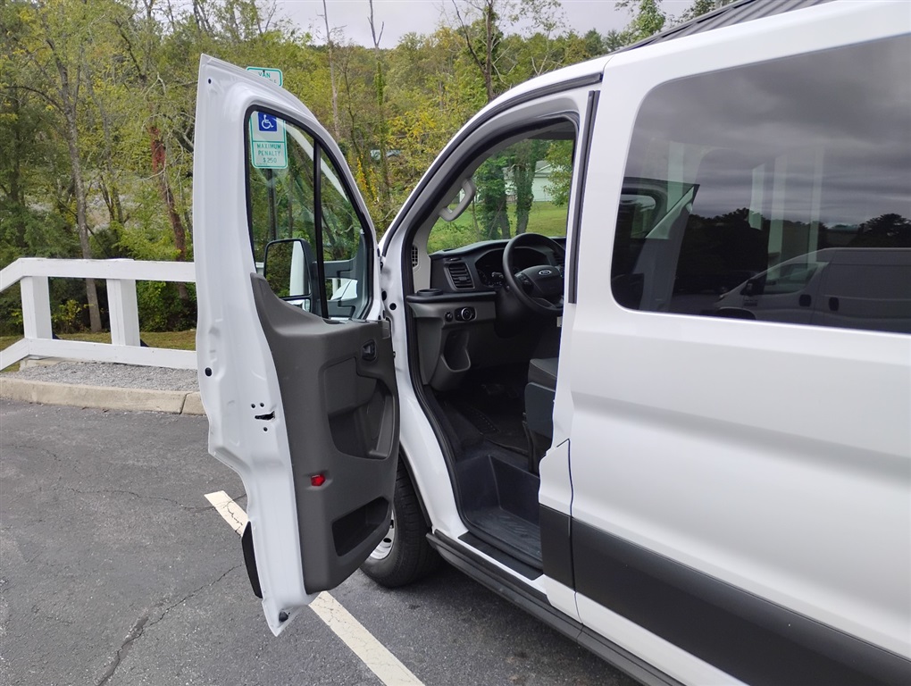 2020 Ford Transit Passenger photo 8
