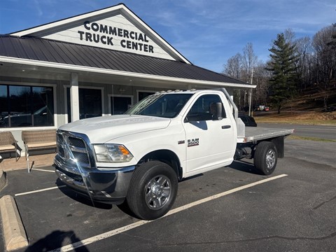 2014 RAM 3500 Flatbed 4WD