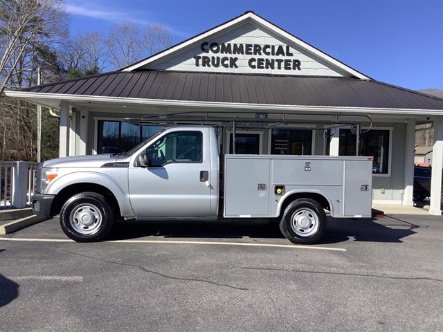 2012 Ford F-250 Super Duty XL's photo