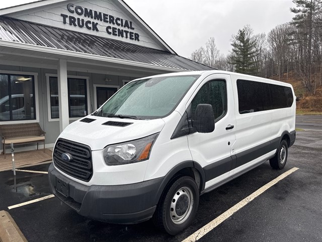 Ford Transit 350 12 Passanger in 