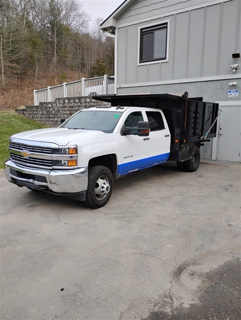 2017 Chevrolet 3500 Dumptruck 4WD
