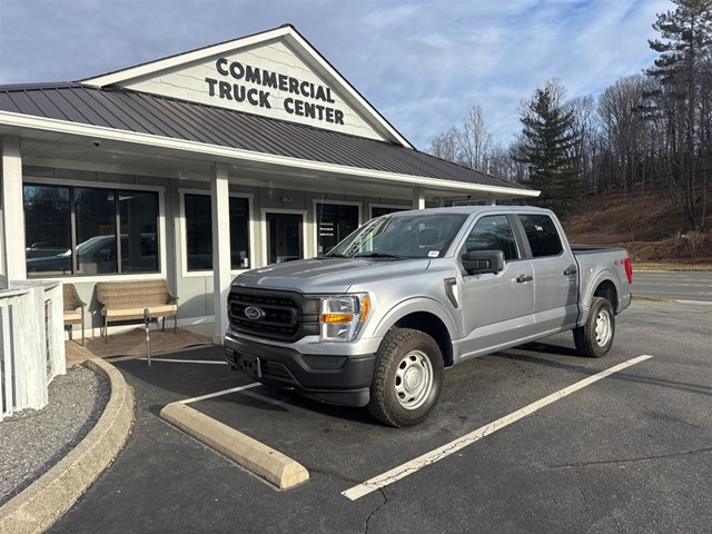 Ford F-150 XL SuperCrew 5.5-ft. Bed 4WD in 