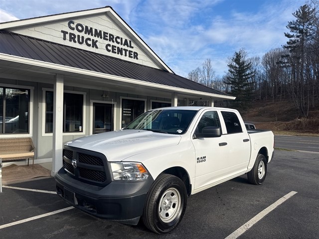 RAM 1500 Tradesman Crew Cab SWB 4WD in 