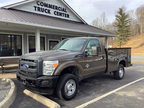 2015 Ford F-250 SD UTILITY XL 4WD