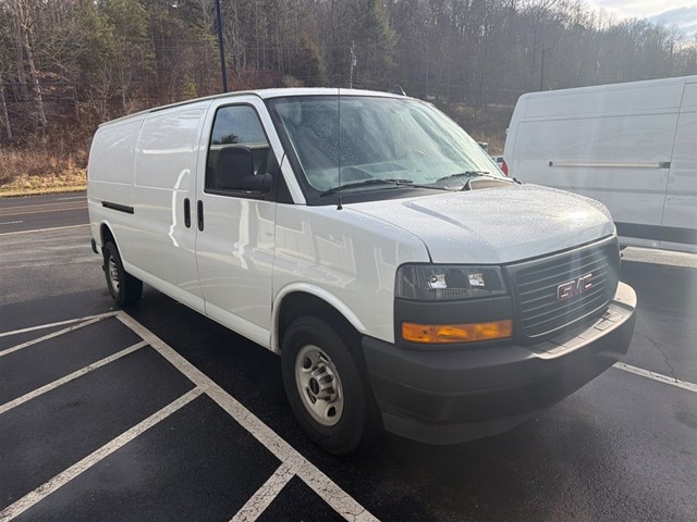 GMC Savana G2500 Extended Cargo in 