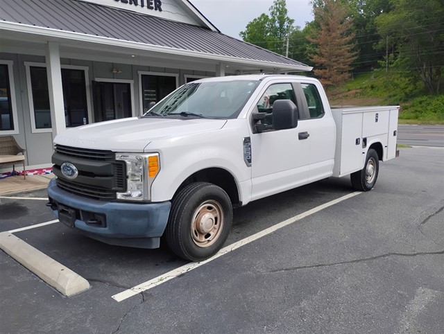 Ford F-250 SD Utility XL SuperCab 2WD in 