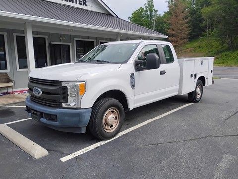 2017 Ford F-250 SD Utility XL SuperCab 2WD