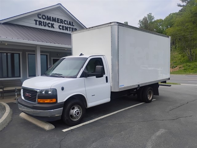 GMC Savana 16' Box Truck G3500 159 in. in 