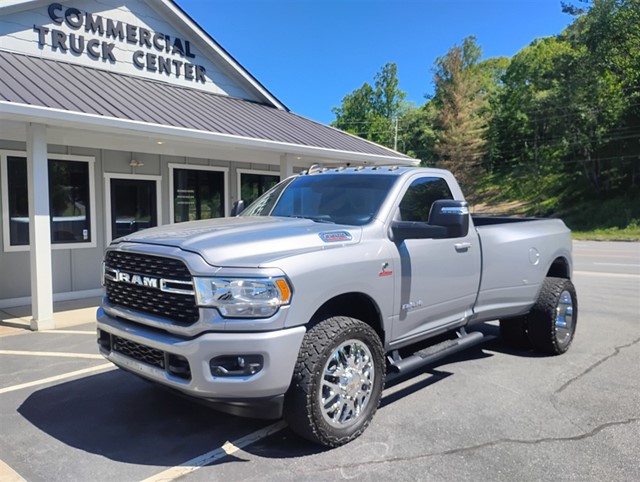 RAM 3500 Big Horn Regular Cab 4WD DRW in 
