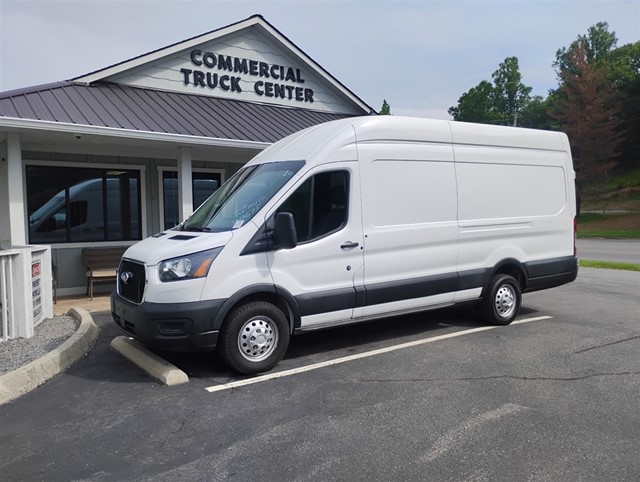 Ford Transit 250 Van High Roof w/Sliding Pass. 148-in. in 